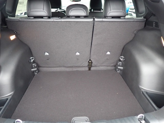 2026 Jeep Compass Limited photo 3