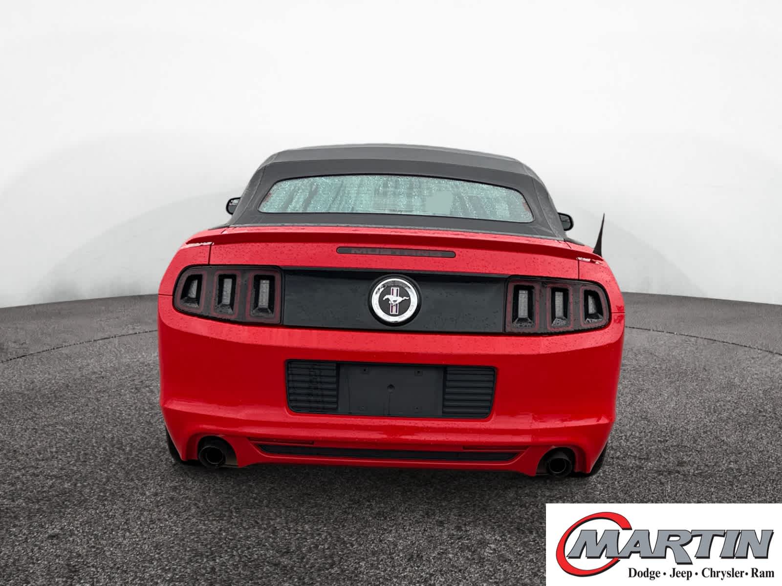 2014 Ford Mustang V6 Convertible photo 4