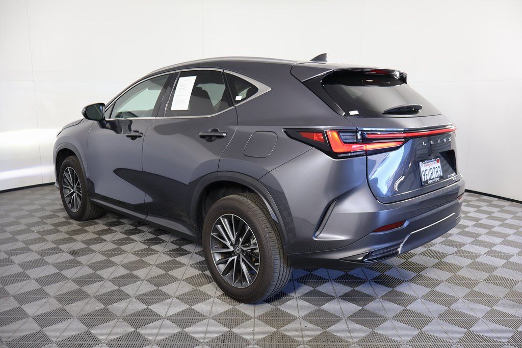 2023 Lexus NX 350 photo 4