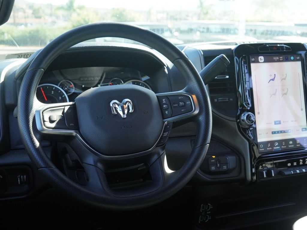 New 2026 Granite Crystal Metallic Clear-Coat Exterior Paint RAM Tradesman image 28