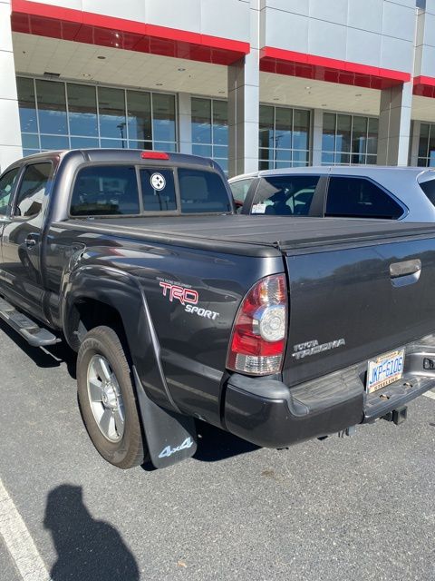 2013 Toyota Tacoma Base V6 photo 2