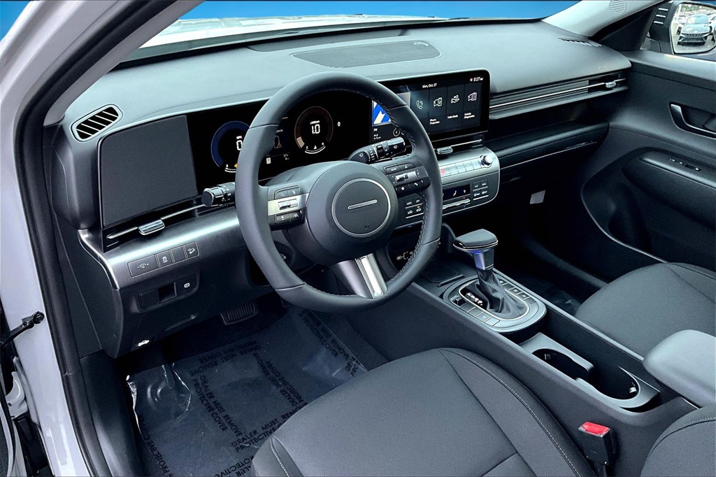 2026 Hyundai Kona SEL photo 4