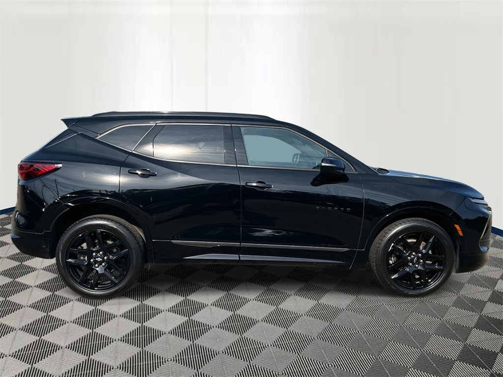2024 Chevrolet Blazer RS photo 5