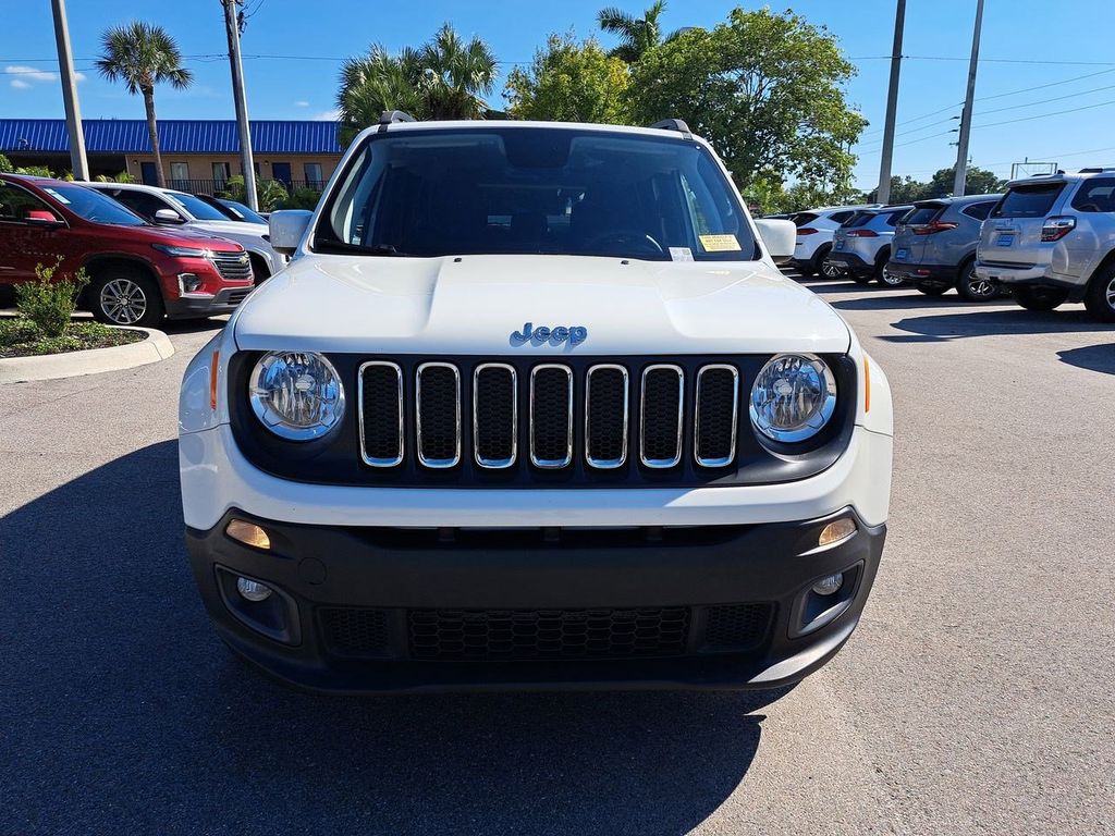 2018 Jeep Renegade Latitude North Edition photo 9