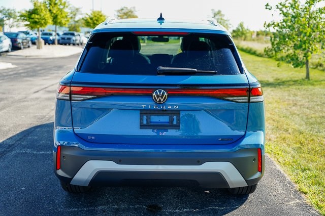 2025 Volkswagen Tiguan SE photo 32