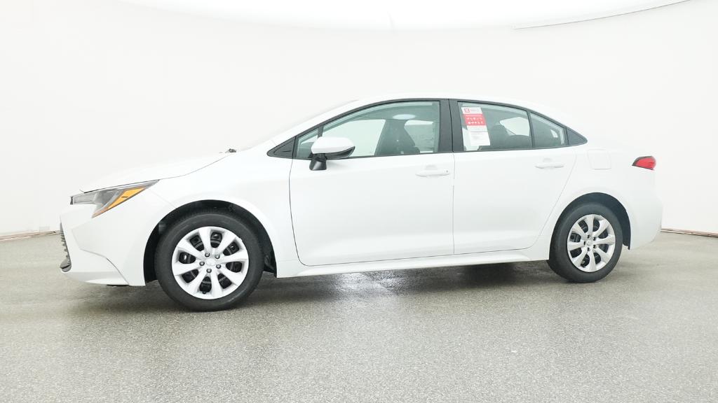 2025 Toyota Corolla LE photo 8