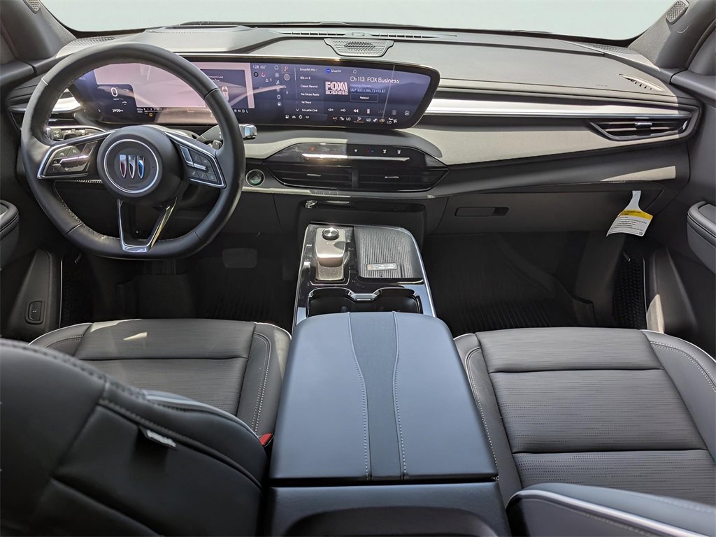 2025 Buick Enclave photo 17