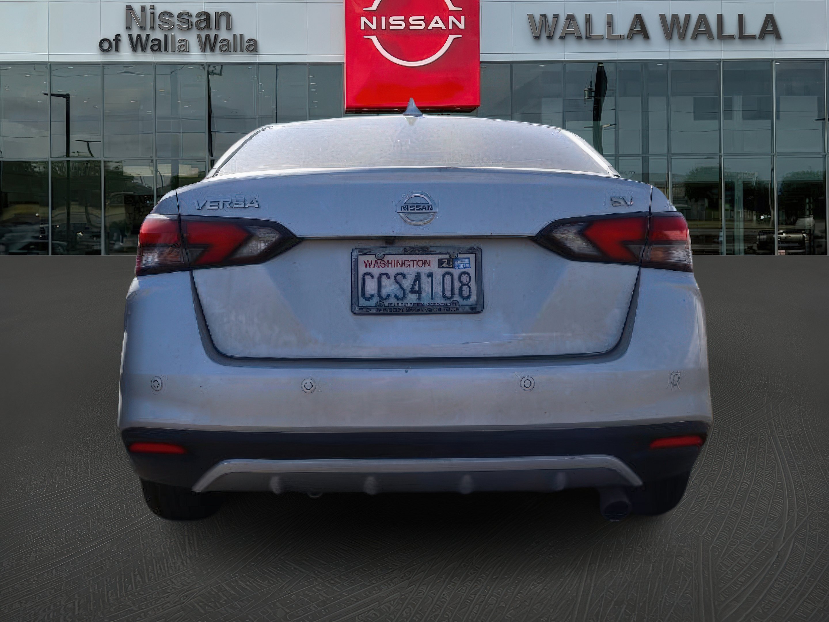 2020 Nissan Versa SV photo 4