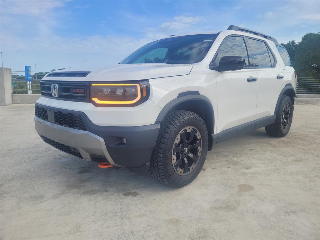 2026 Honda Passport TrailSport Elite photo 2
