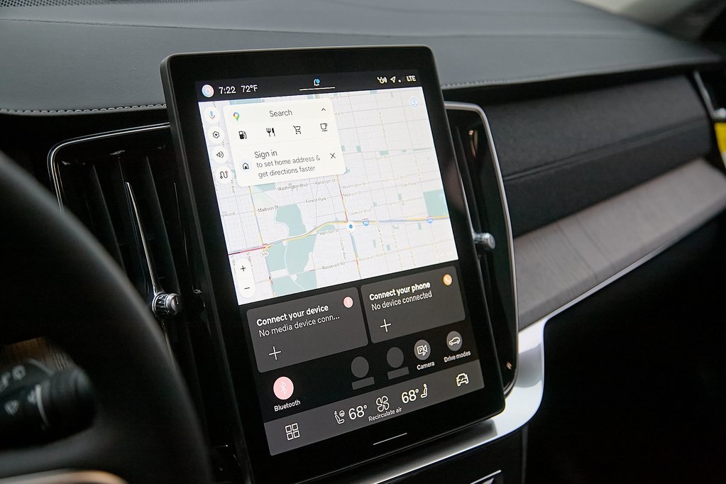 2025 VOLVO XC90 - Image 13