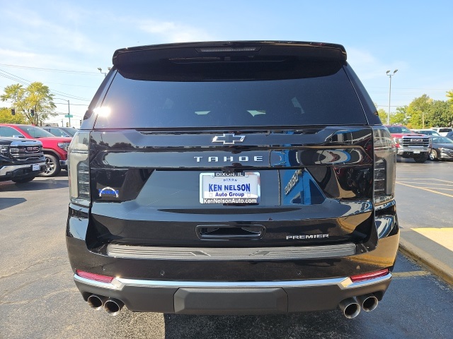 2025 Chevrolet Tahoe Premier photo 2