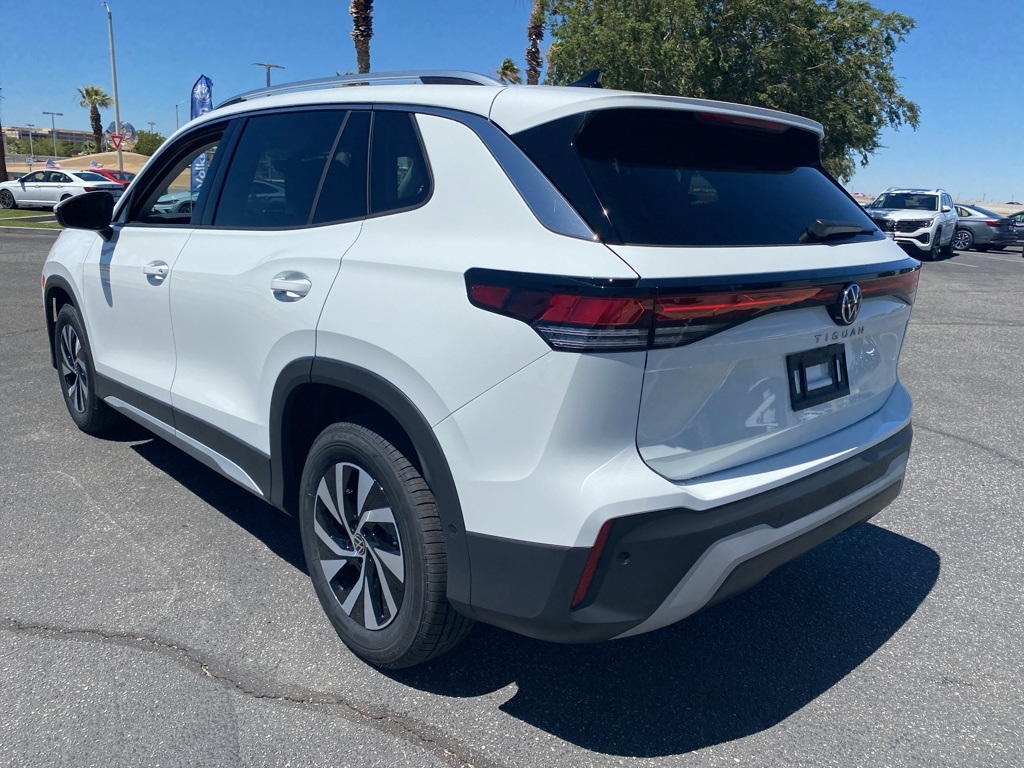 2025 Volkswagen Tiguan S photo 3