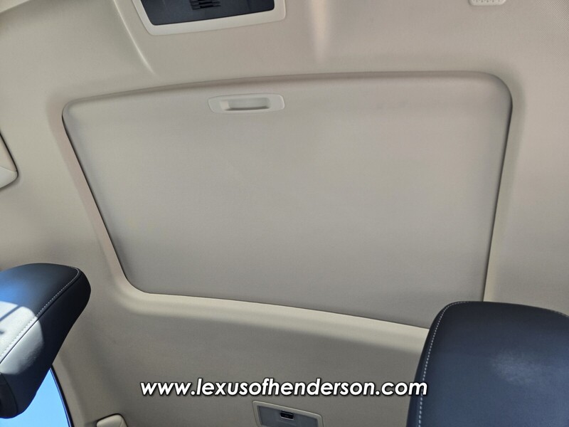 2021 Lexus NX 300h AWD photo 11