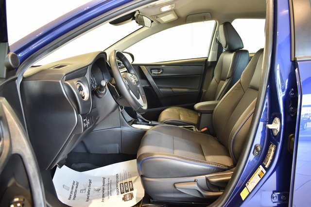 2019 Toyota Corolla XLE XSE photo 16