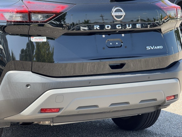 2023 Nissan Rogue SV photo 3
