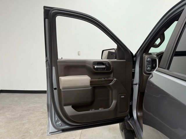 2020 Chevrolet Silverado 1500 RST photo 5