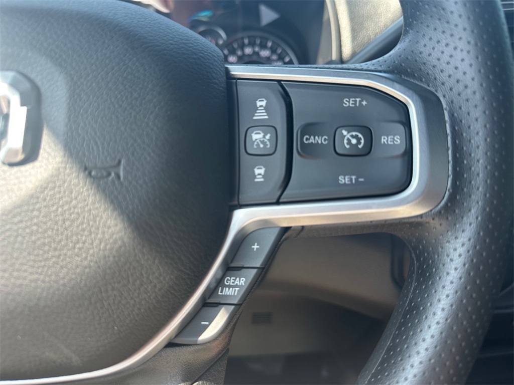 2025 Ram 5500 Tradesman photo 25