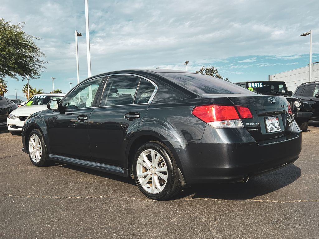 2013 Subaru Legacy 2.5i Premium photo 8