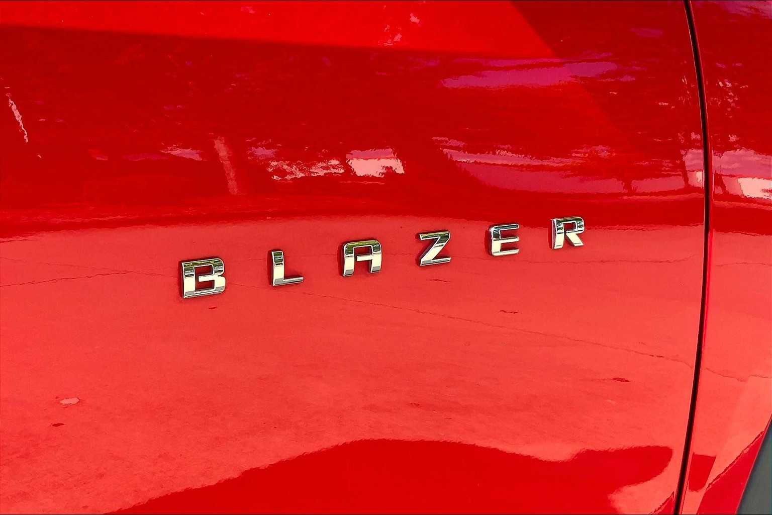 2020 Chevrolet Blazer 1LT photo 3