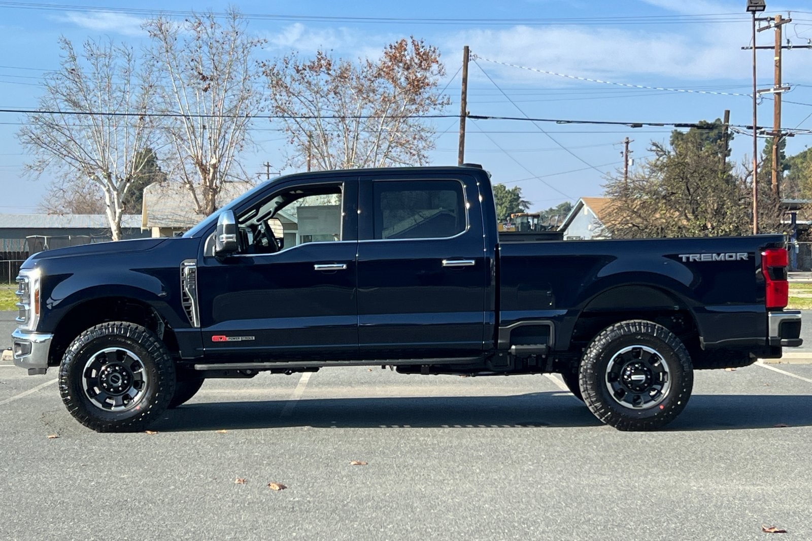 2025 Ford F-250 Lariat photo 7