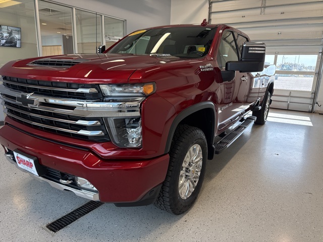 2022 Chevrolet Silverado 3500HD High Country photo 2