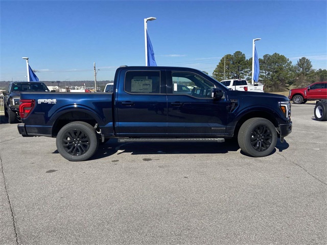 2025 Ford F-150 Lariat photo 2