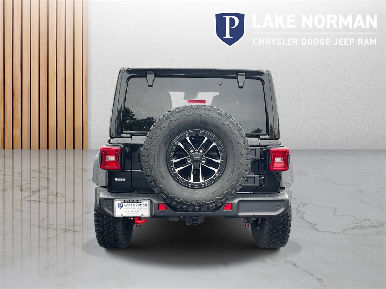 2025 Jeep Wrangler Rubicon photo 7