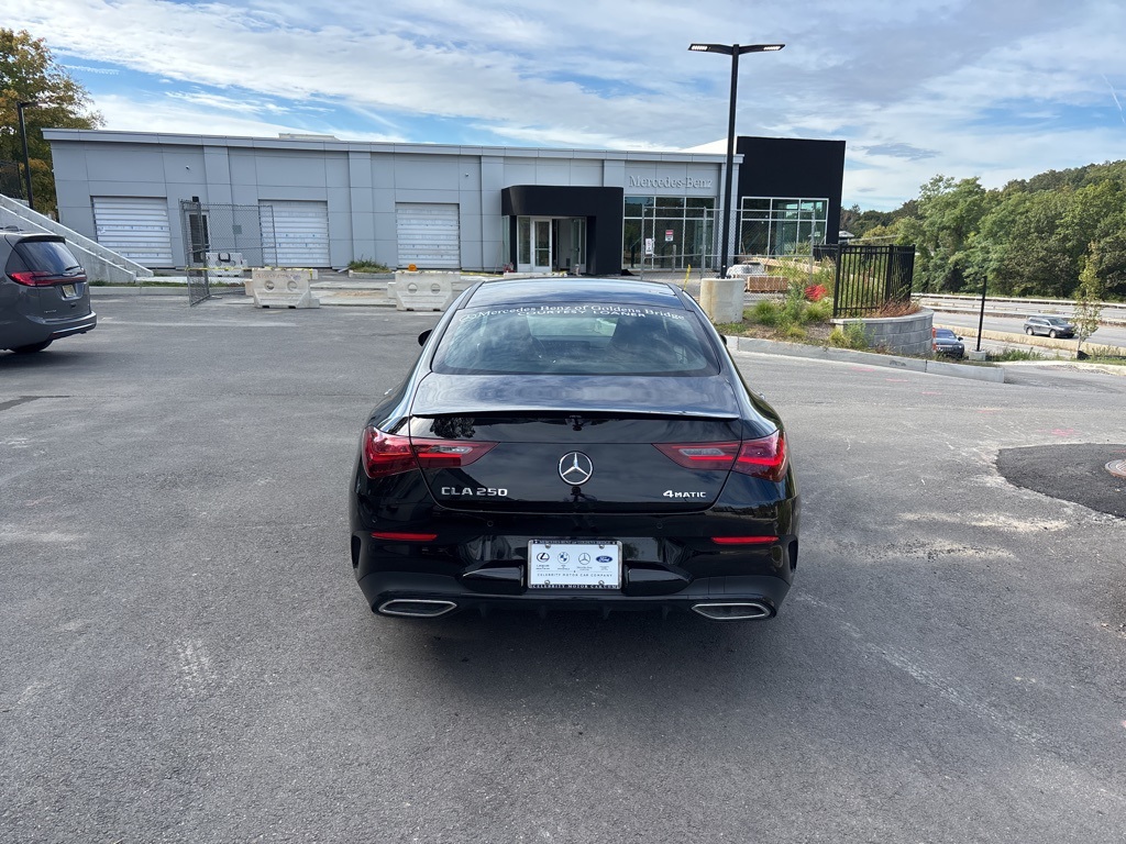 2025 Mercedes Benz CLA 250 4MATIC photo 4