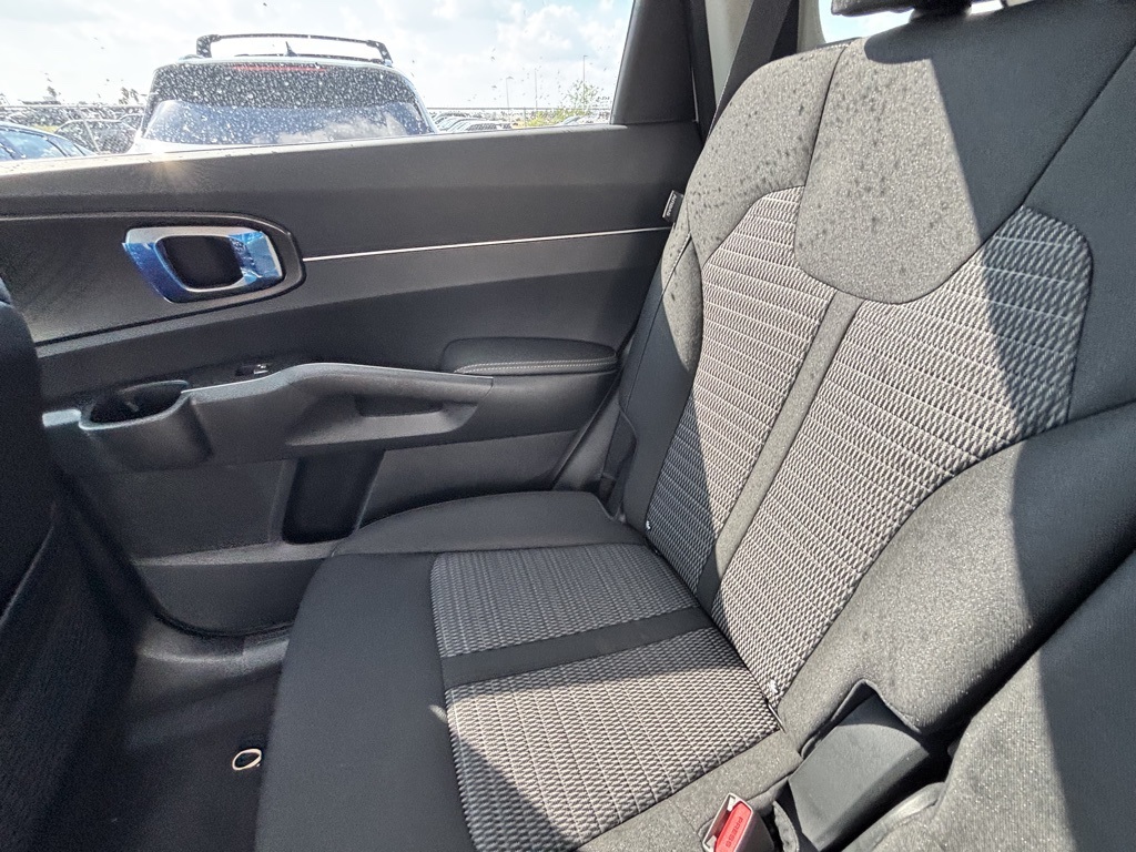 2026 Kia Sorento LX photo 19