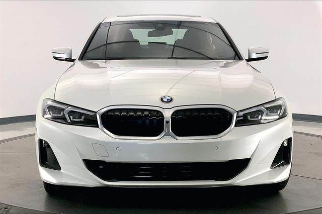 2024 Bmw 330i photo 2