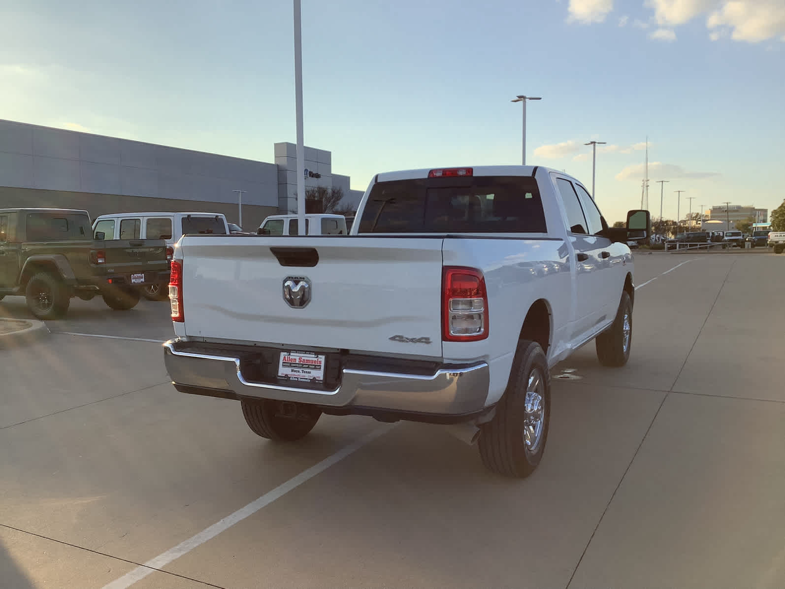 2024 Ram 3500 Tradesman photo 4