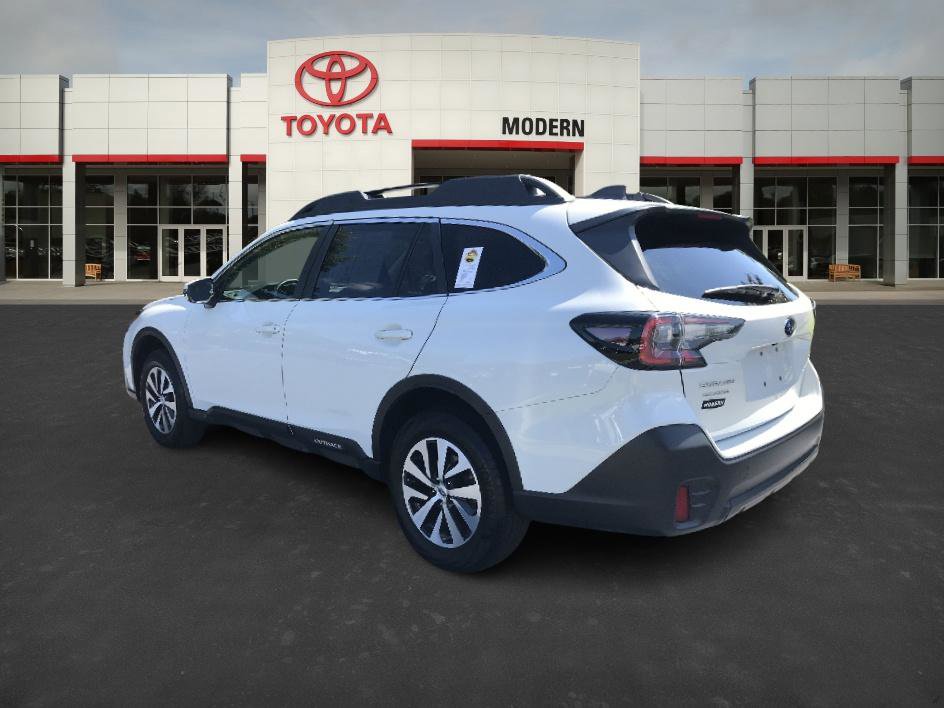 2022 Subaru Outback Premium photo 3