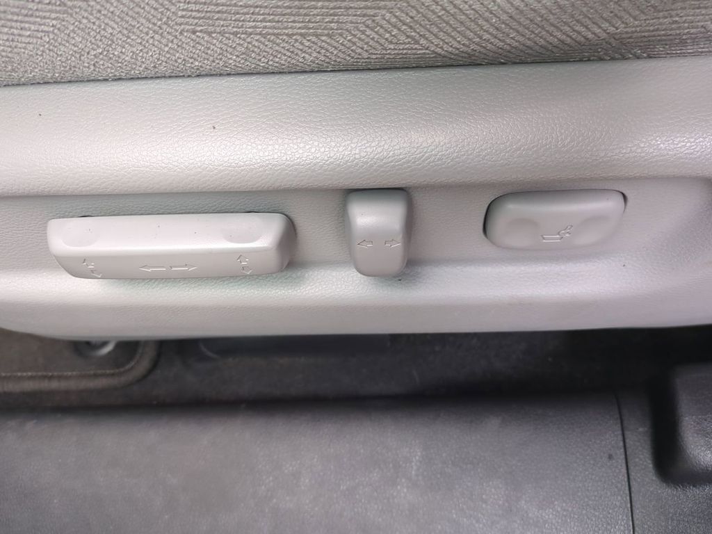 2020 Honda Pilot EX photo 19