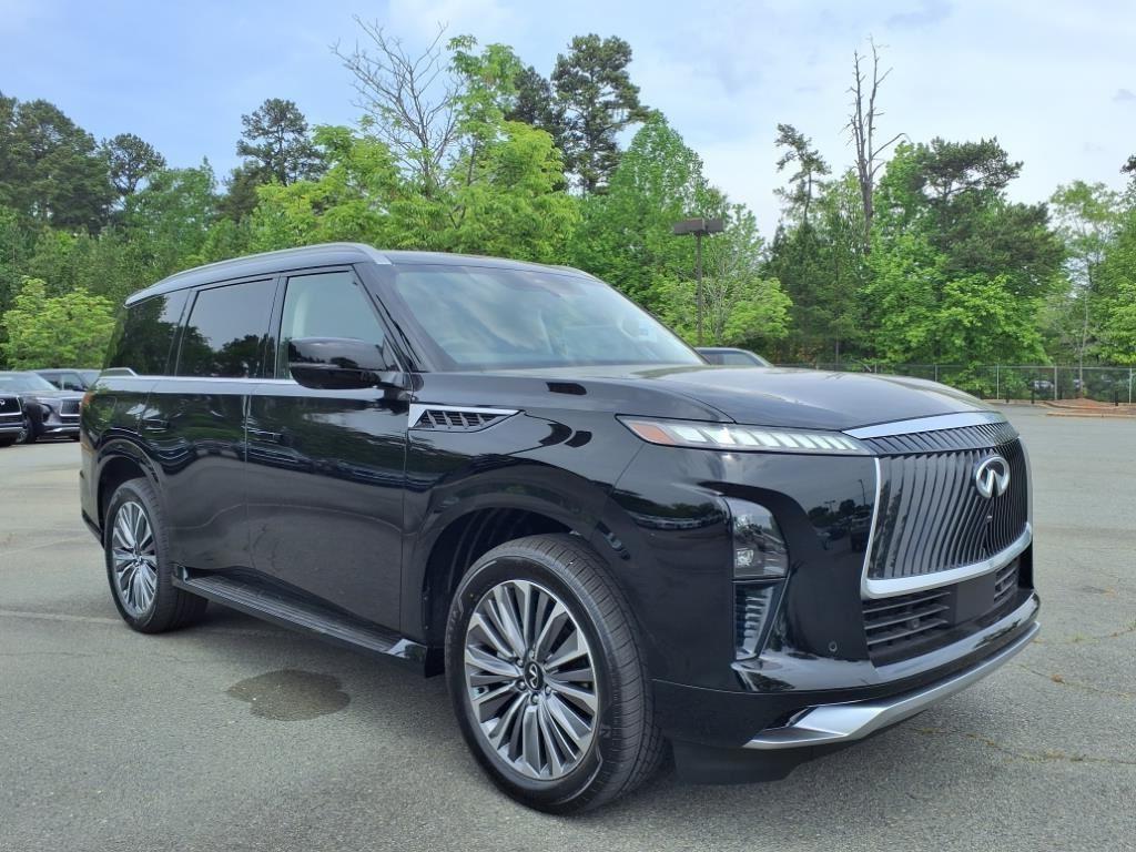 2025 INFINITI QX80 Luxe's photo