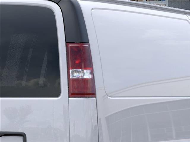 2025 Chevrolet Express Cargo 2500 photo 10