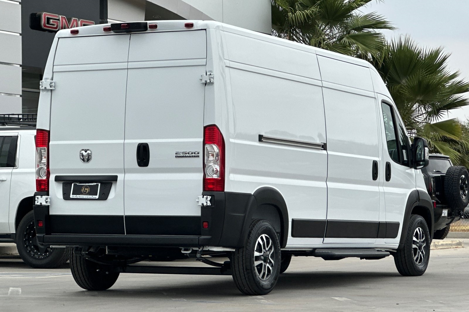 2026 Ram ProMaster 2500 photo 3