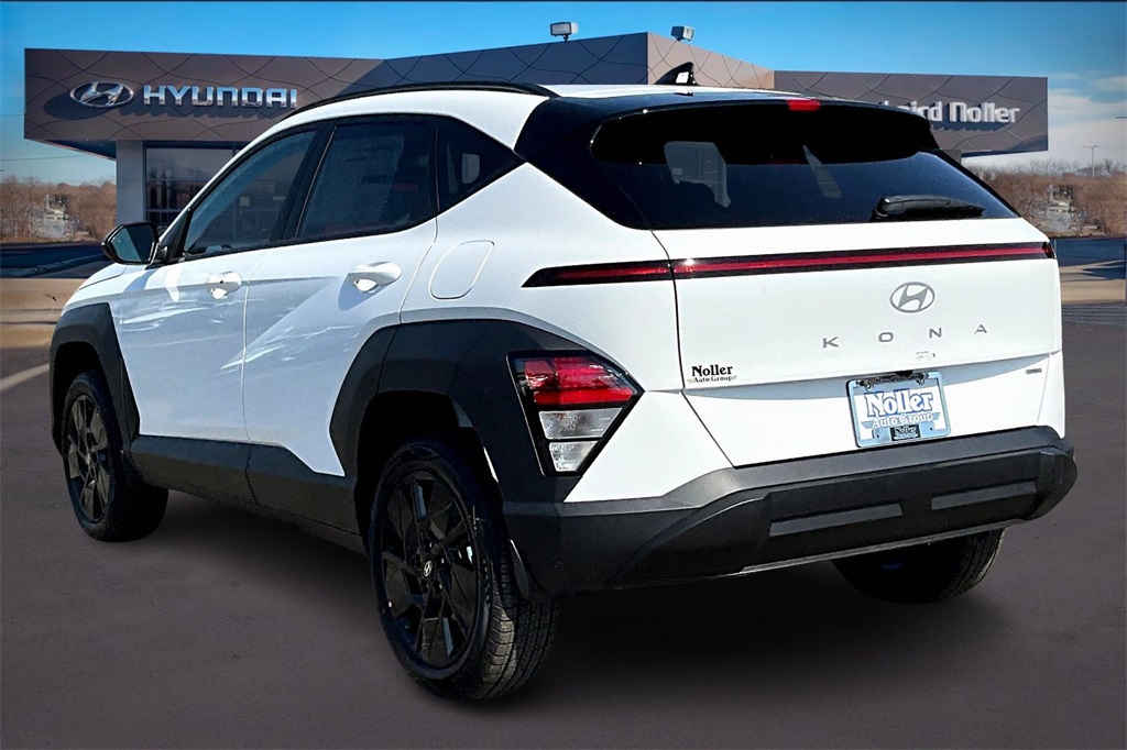 2026 Hyundai Kona SEL photo 3