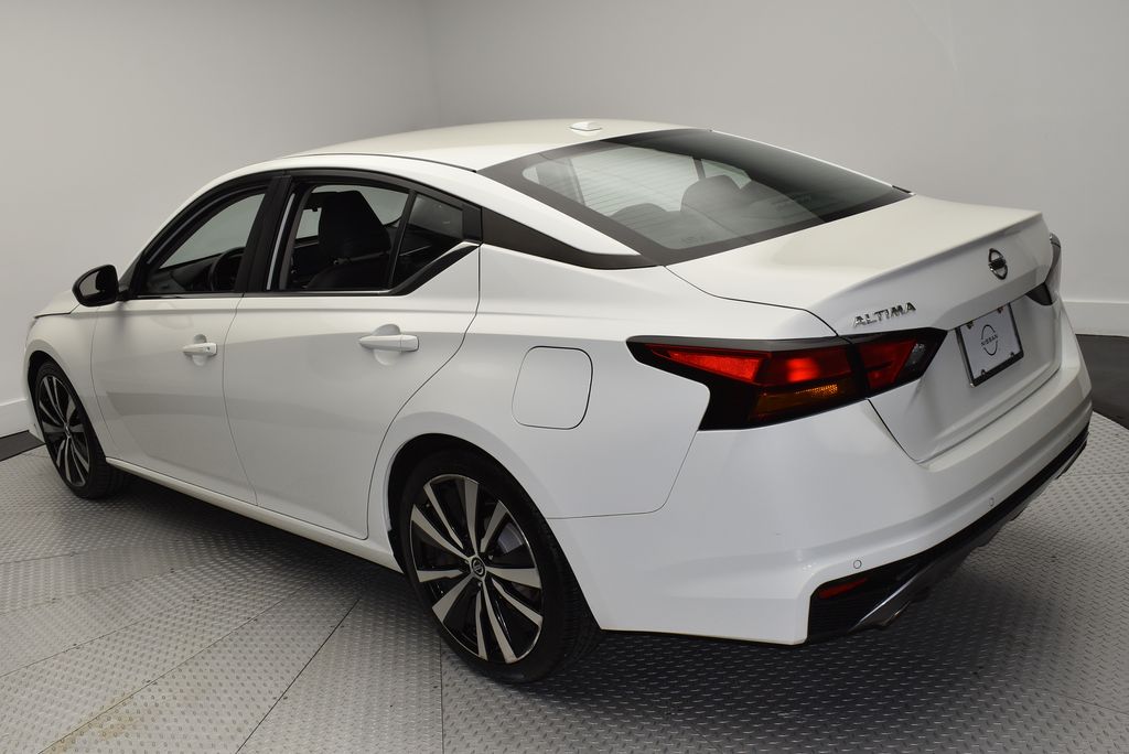 2020 Nissan Altima 2.5 SR photo 4