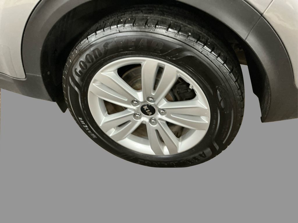 2019 Kia Sportage LX photo 16
