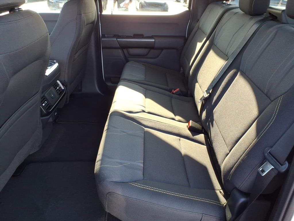 2025 FORD F-150 - Image 32