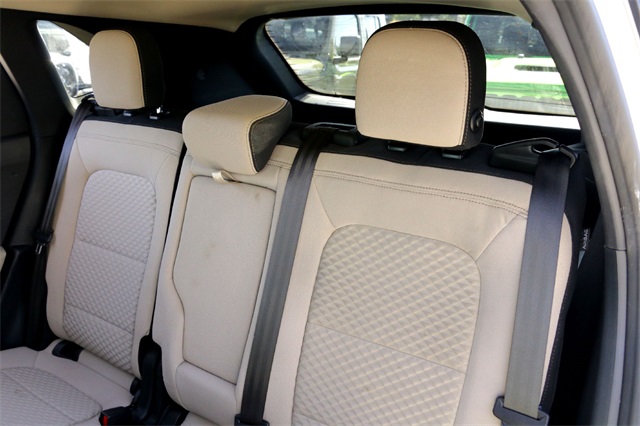 2020 Ford Escape SE Sport Hybrid photo 23