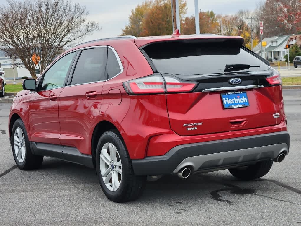 2020 Ford Edge SEL photo 4