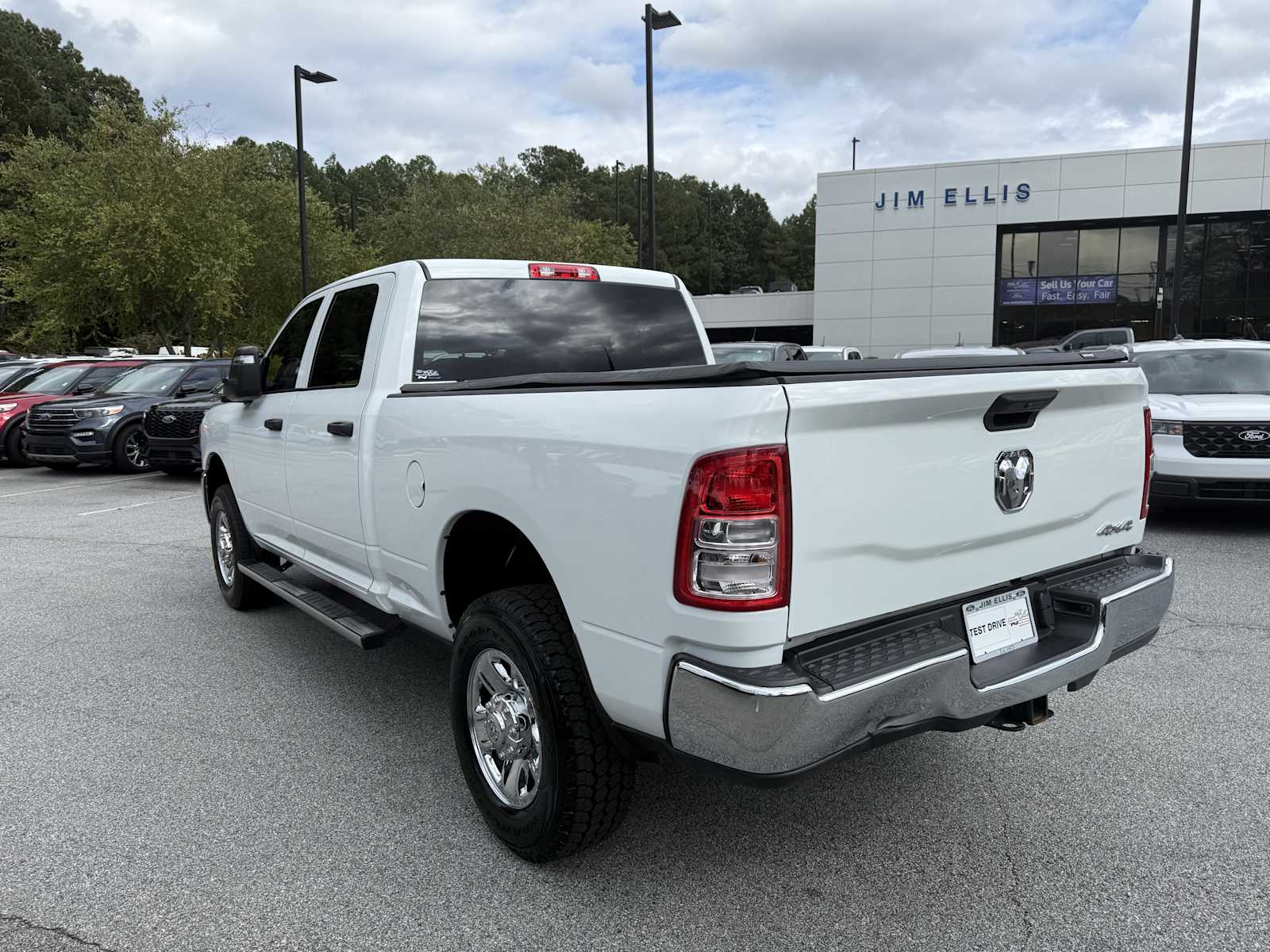 2024 Ram 2500 Tradesman photo 4