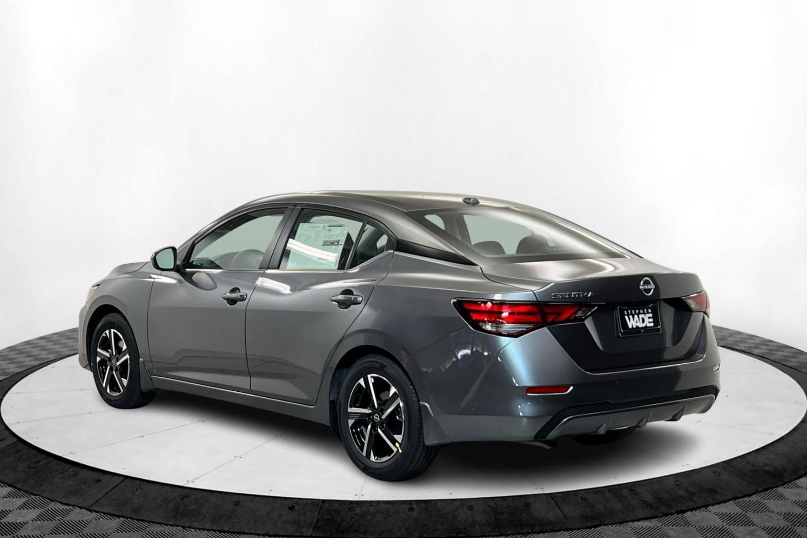 2025 Nissan Sentra SV photo 3