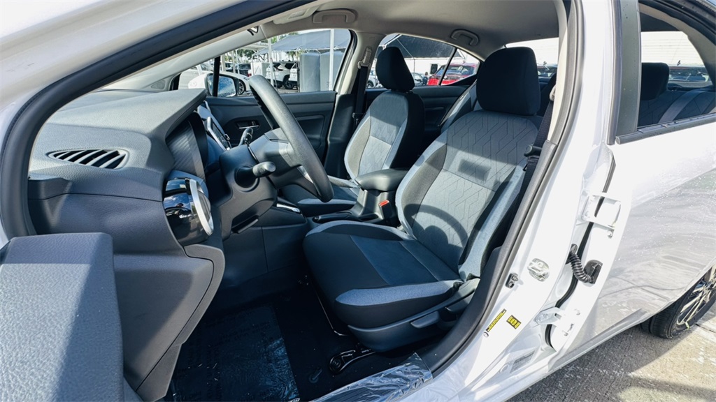2025 Nissan Versa SV photo 24