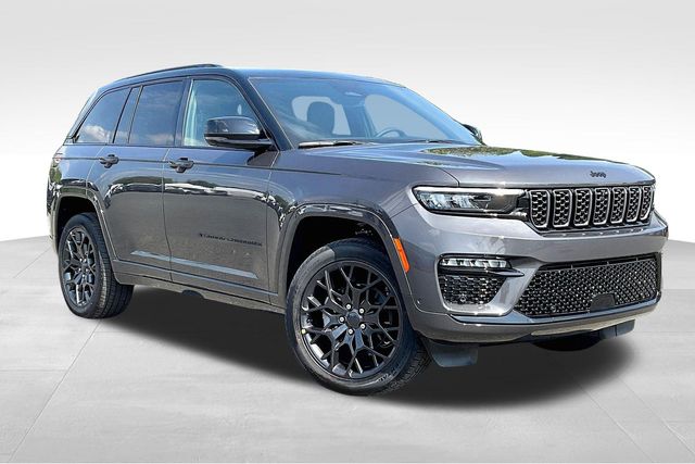 2025 Jeep Grand Cherokee Summit's photo