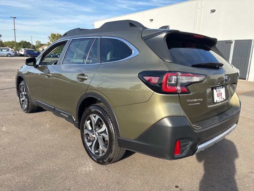2022 Subaru Outback Limited photo 4
