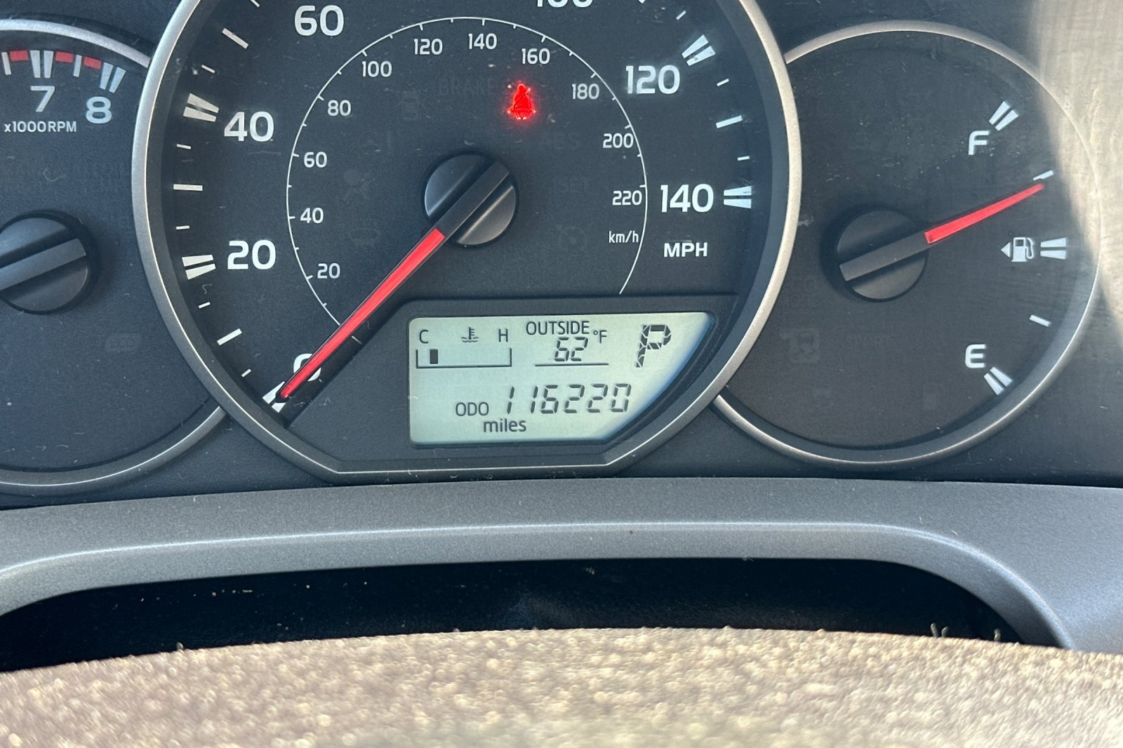2016 Toyota RAV4 LE photo 9