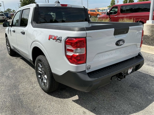 2025 Ford Maverick XLT photo 2