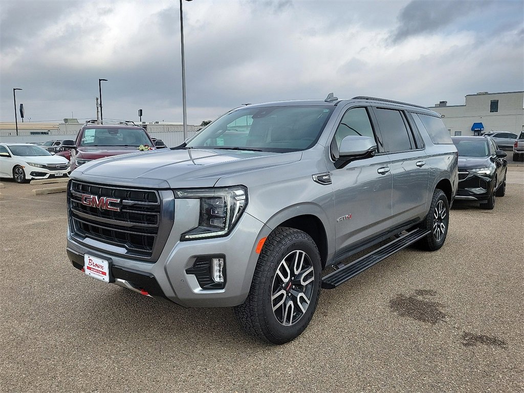 2023 Gmc Yukon XL AT4 photo 5